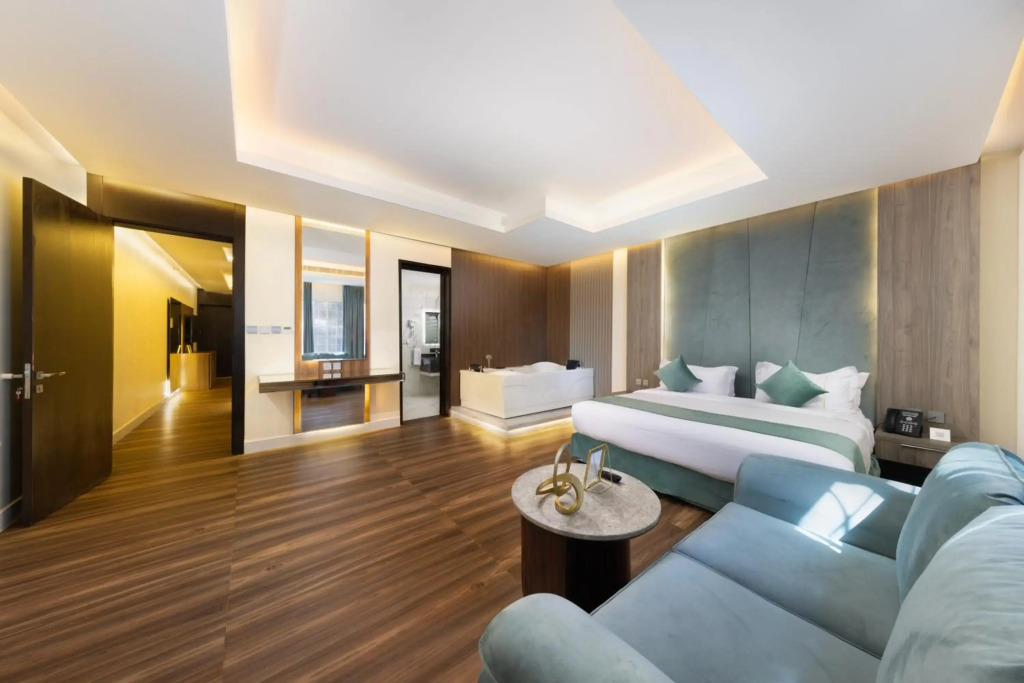 Luxury Night Al Munsiyah