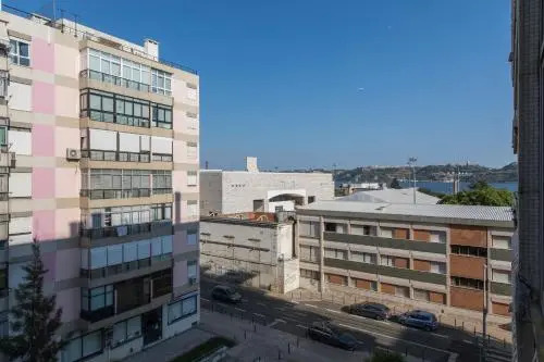 Lovelystay - 2 Bedroom Belem Wonder