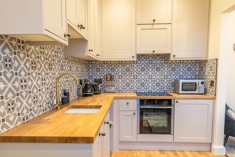Shambles  Newly Converted Luxury