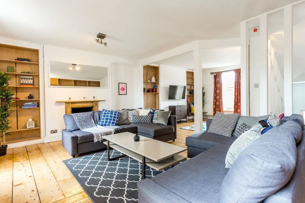 Luxury 6 bed home in the heart of Cambridge