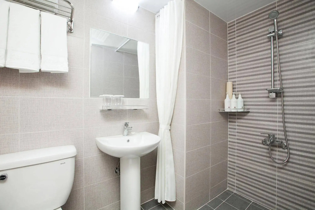 Hotel Rest Seogwipo