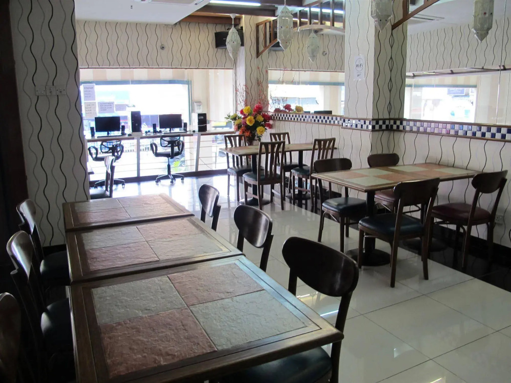 Hotel Sungai Emas