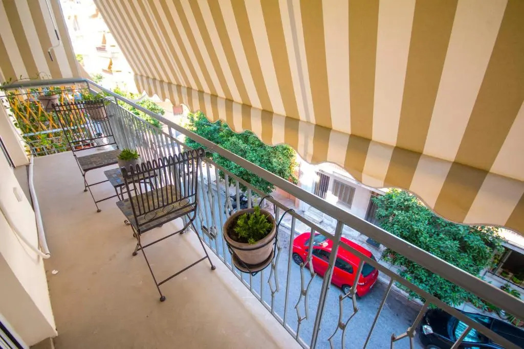 Marina s Luxury Apartment close to Acropolis