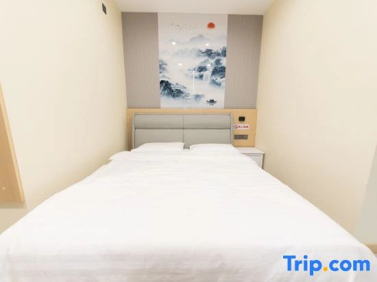Lianyun Hotel (Longkou Heping Road)