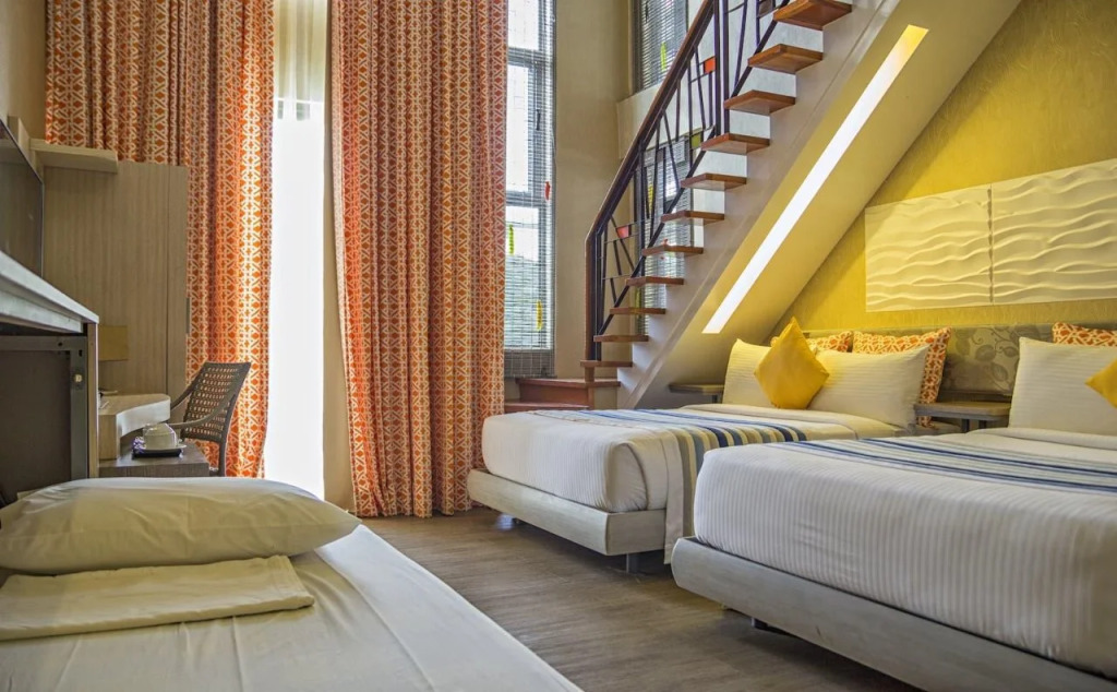 Camaya Coast Hotel