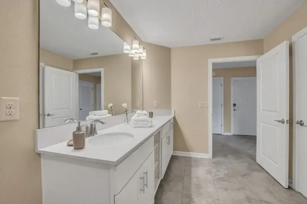 Amazing Story Lake Brand New Luxury 3 Bedroom Cond 3 Townhouse by Redawning