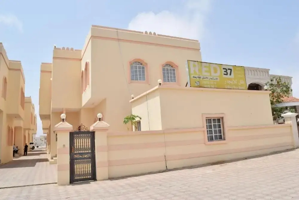 RED Bn Breek Villa