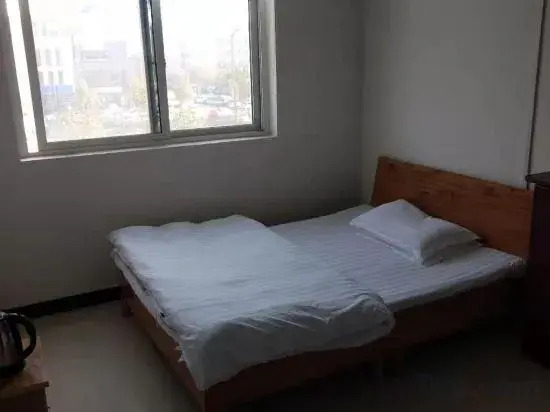Yuxian Laijia Guest House