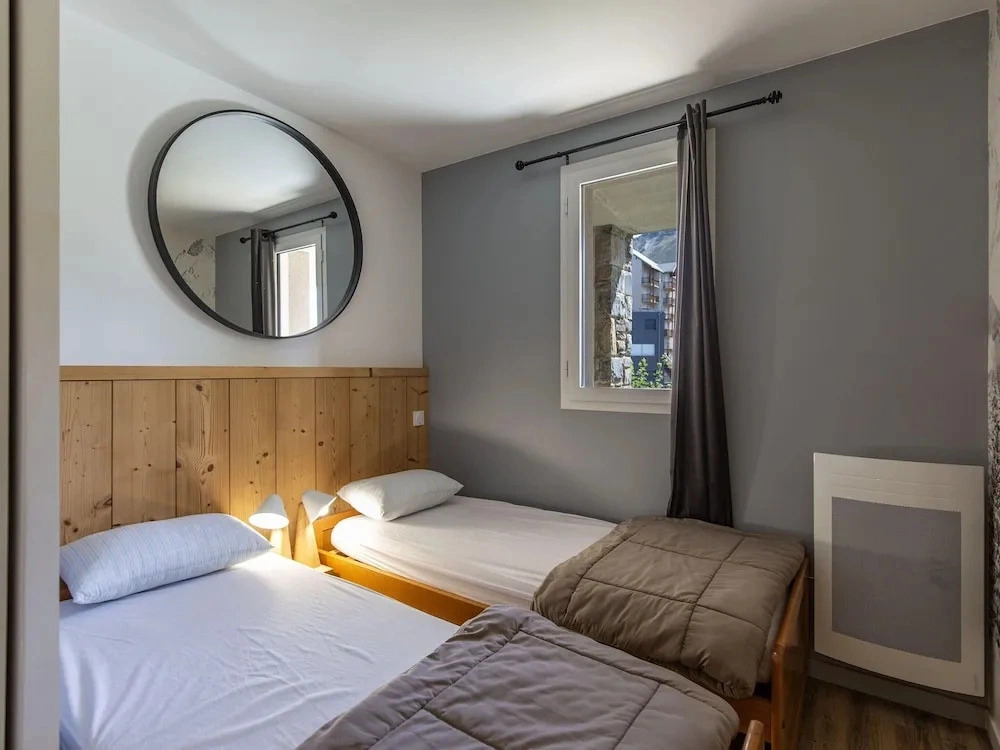 Central Renovated Stay for Four