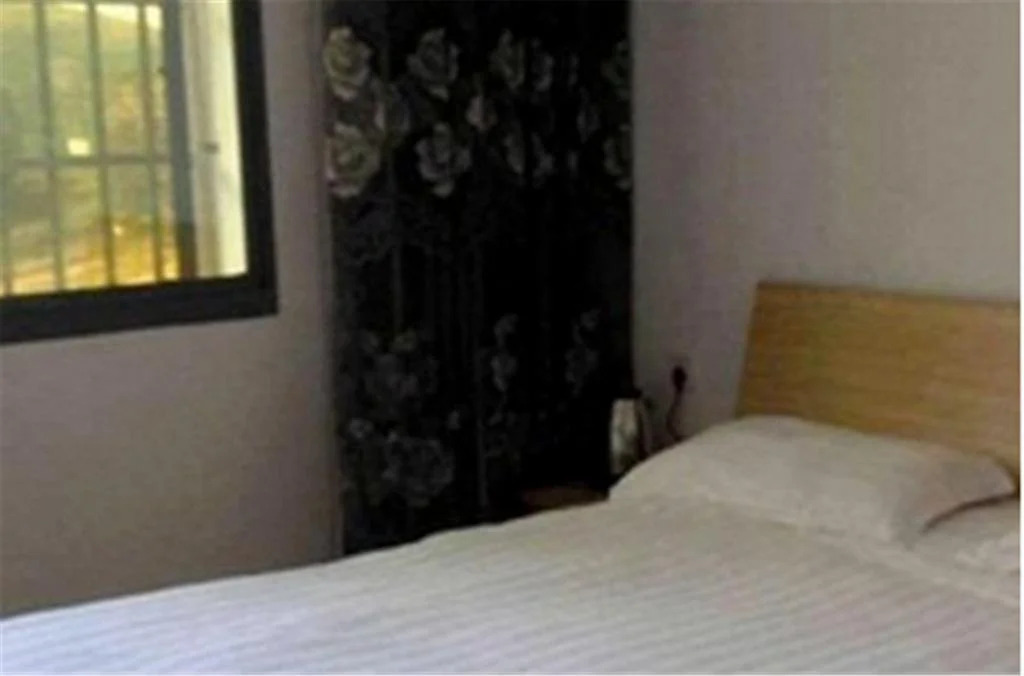 Luxi Wugong Mountian Fengjingyuan Hotel