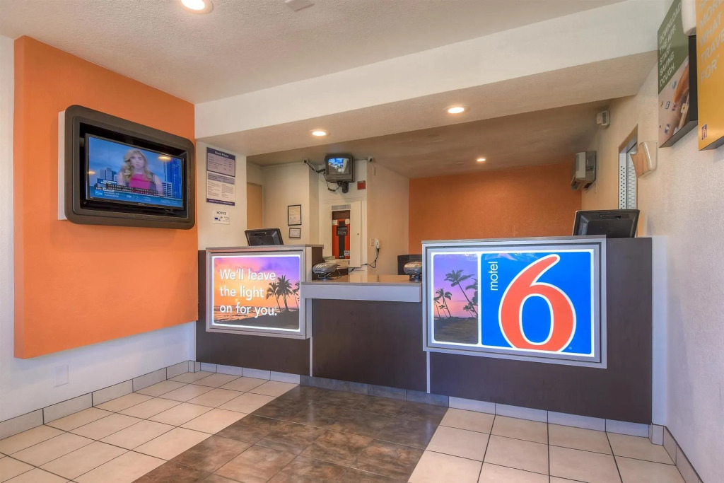 Motel 6-San Bernardino, CA - South
