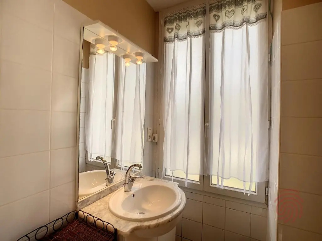 Studio Lamalou-les-Bains, 1 pièce, 2 personnes - FR-1-451-153