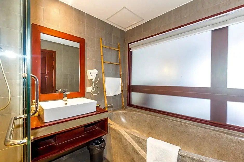 CoolLand Residence & Spa