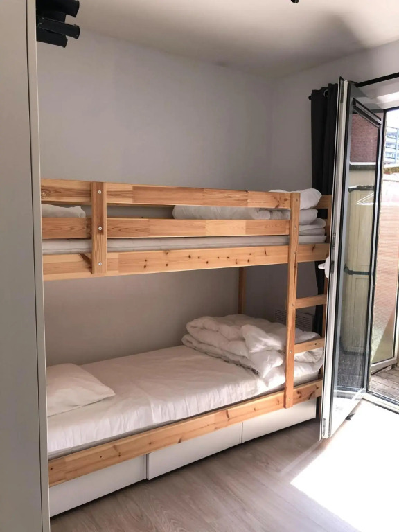 CONDO Romain