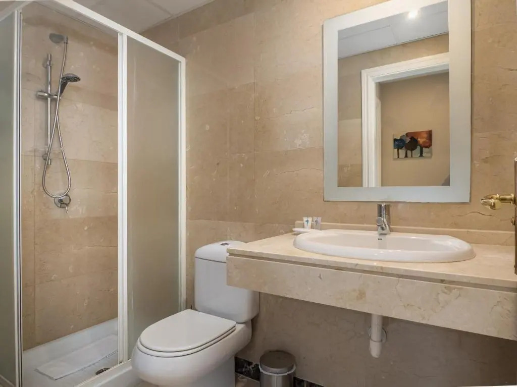 2147-Beautiful 2 bedrooms with sea view