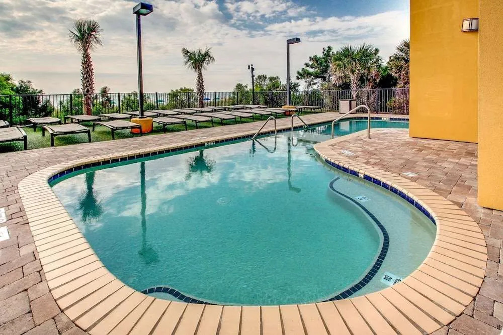Beachfront Anderson Condos by Hosteeva