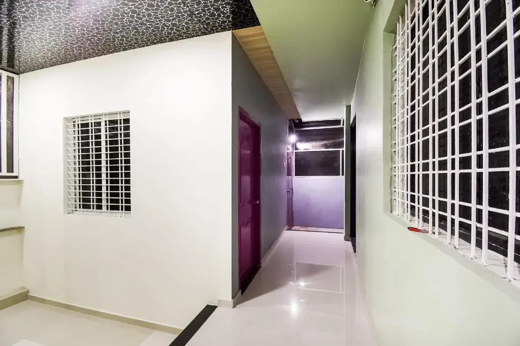 Hotel Center City by OYO Rooms