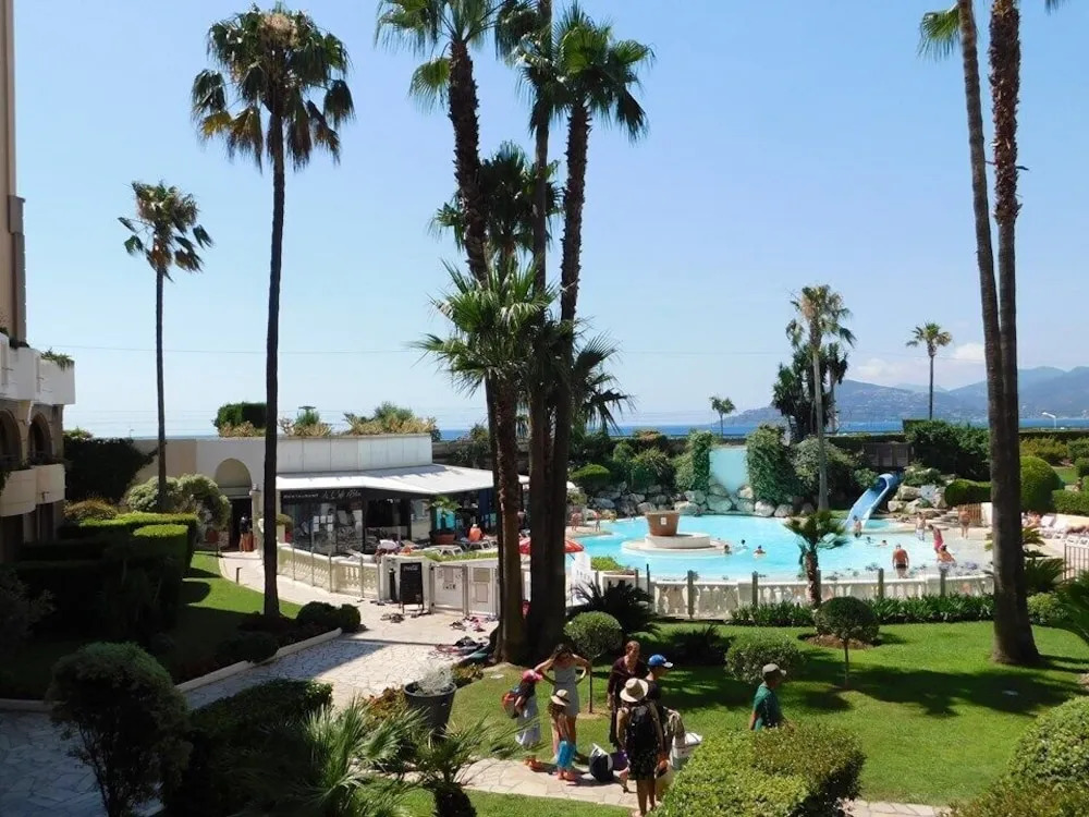 T2 Palm d'Azur avec Piscine et Toboggan