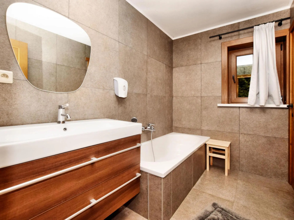 Durbuy Forest Villa with Pool