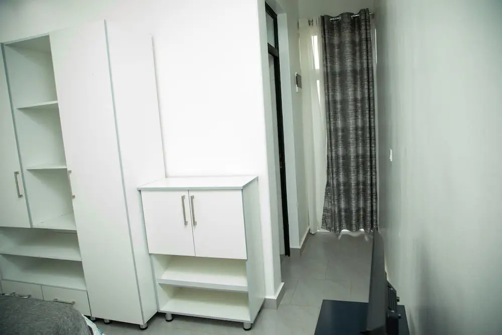 JLD Apartments