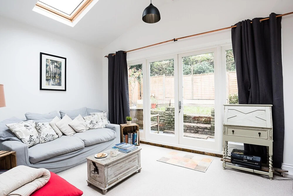 Cosy 2BR Family Home in Battersea