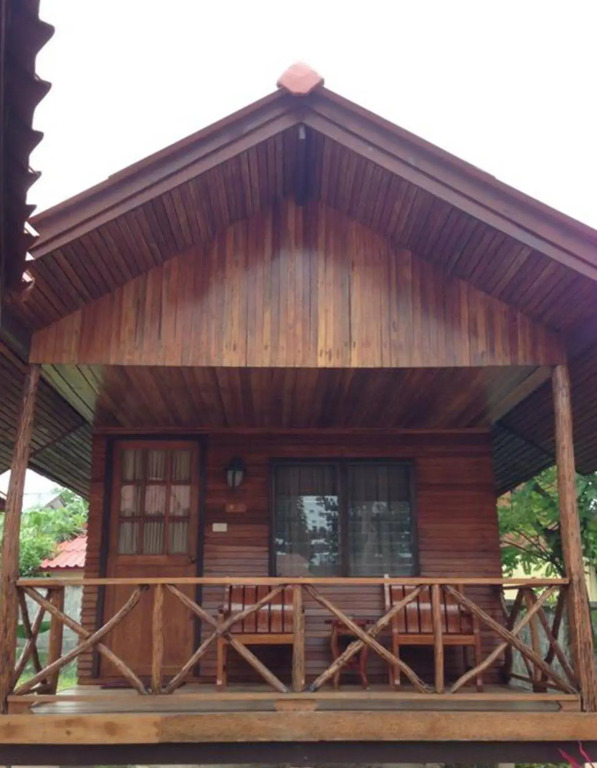 Dome Lay Beach Resort