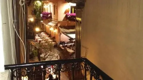 Taormina Rainbow House