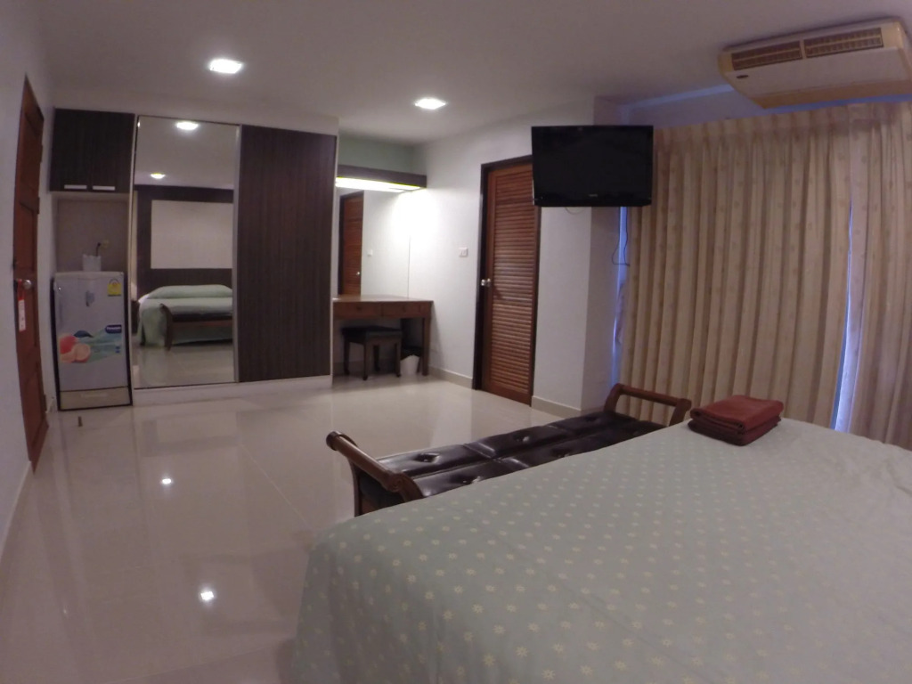 Diamond City Place