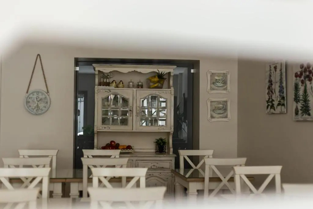 Ester Guest House