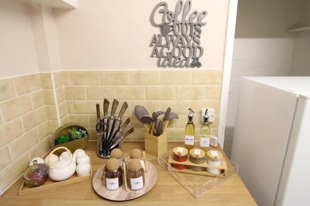 Virexxa Aylesbury Centre - Executive Suite - 2Bed Flat with Free Parking
