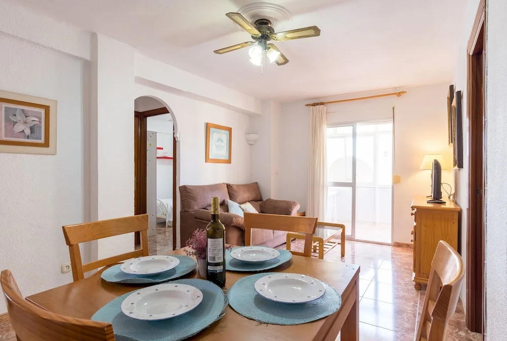 MalagaSuite Playamar Beach & Pool Apartment