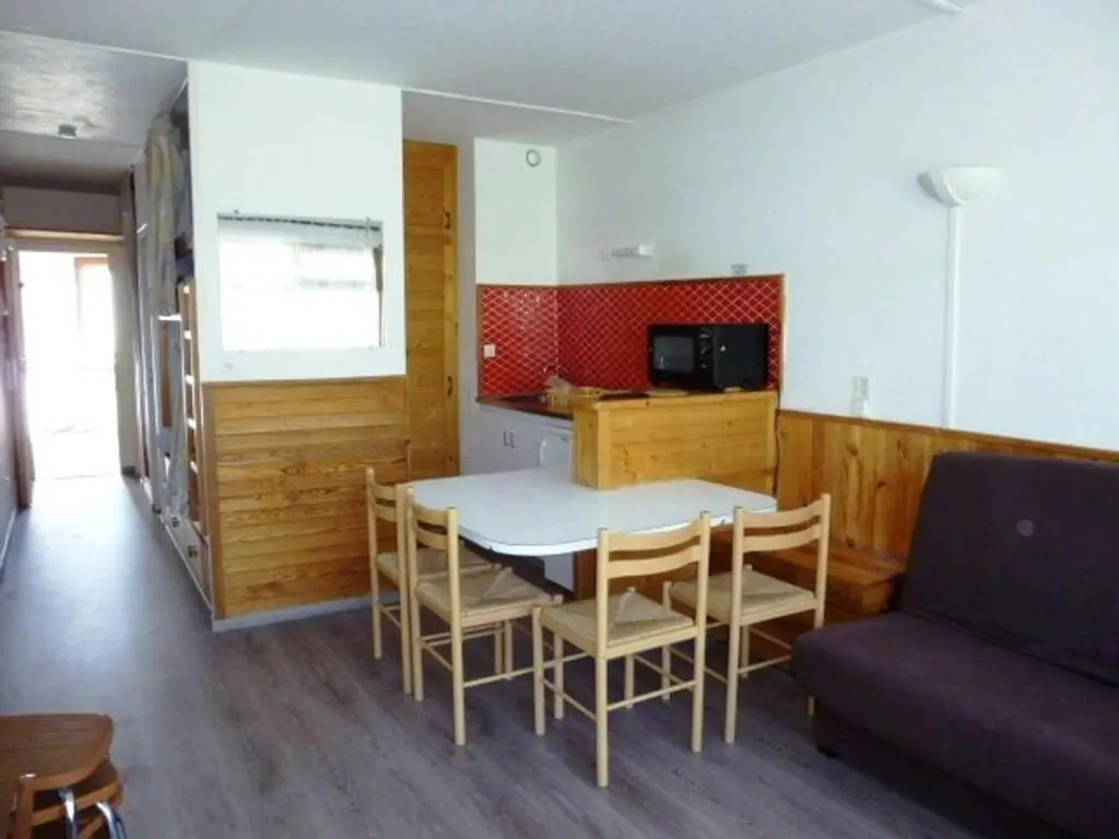 Appartement Arette, 2 pièces, 6 personnes - FR-1-602-28