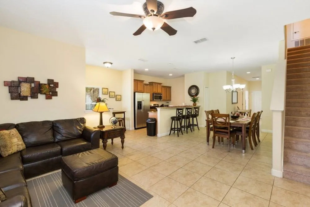 Paradise Palms 8951 A
