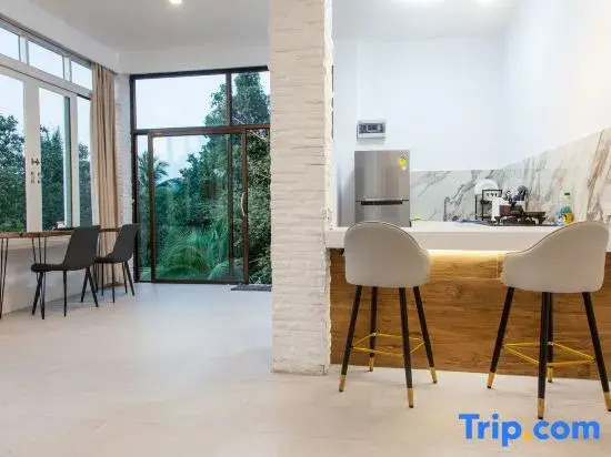 Villa Archie Ground-Floor Sea View Apartment
