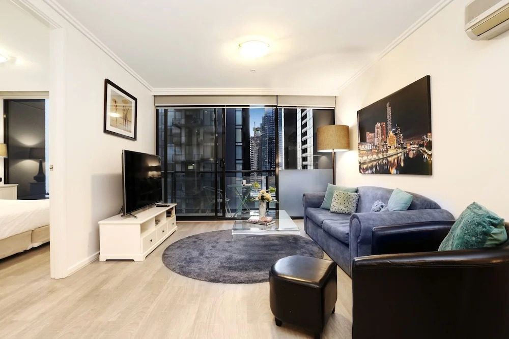 Bayviews Apartment