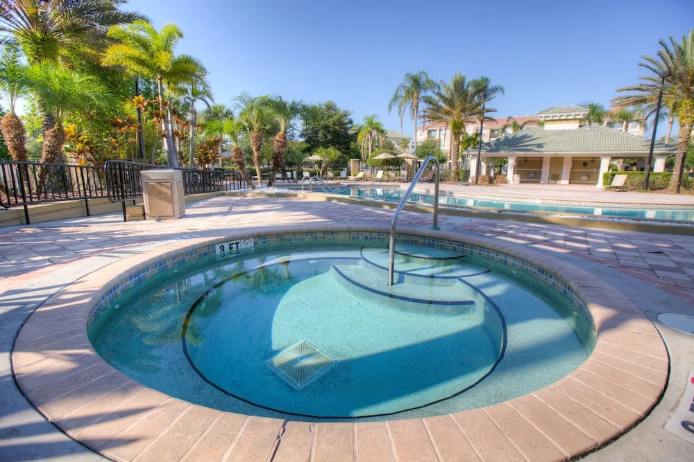 Cozy Vista Cay Condo! Free Resort Access