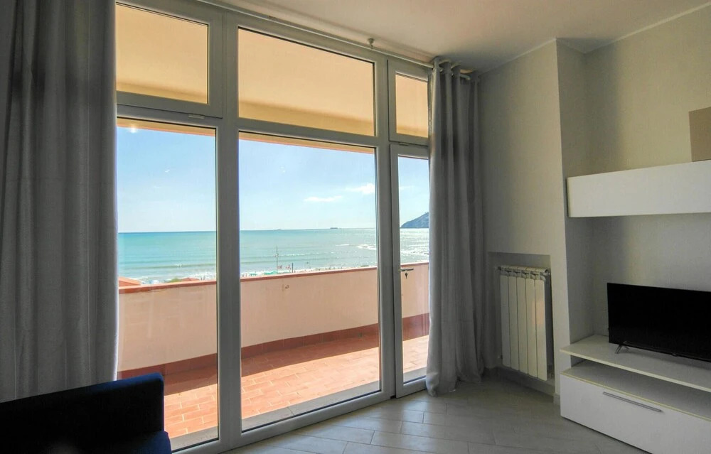 Awesome Apartment in Marinella di Sarzana With Wifi and 2 Bedrooms