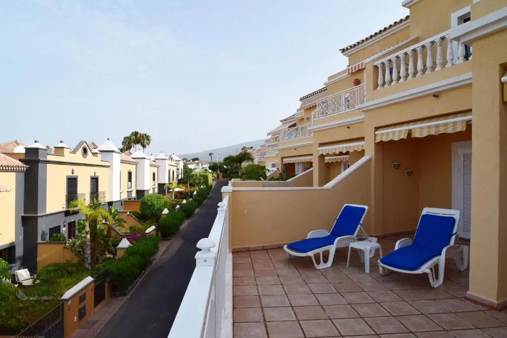 Colonial Suite