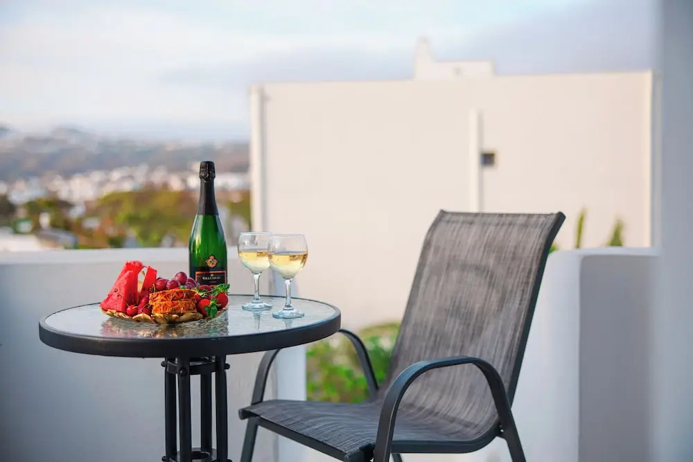Ebitas Suites