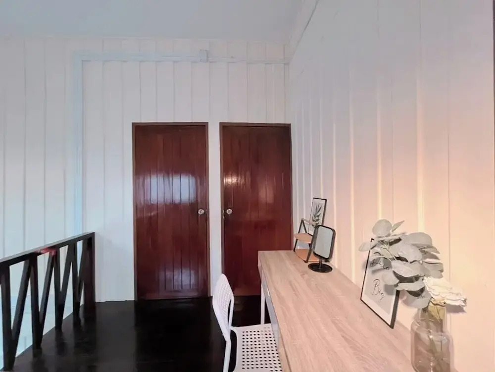 White & Green Boutique Homestay