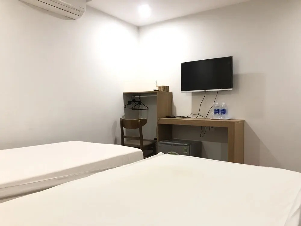 OYO 988 Quynh Anh Motel