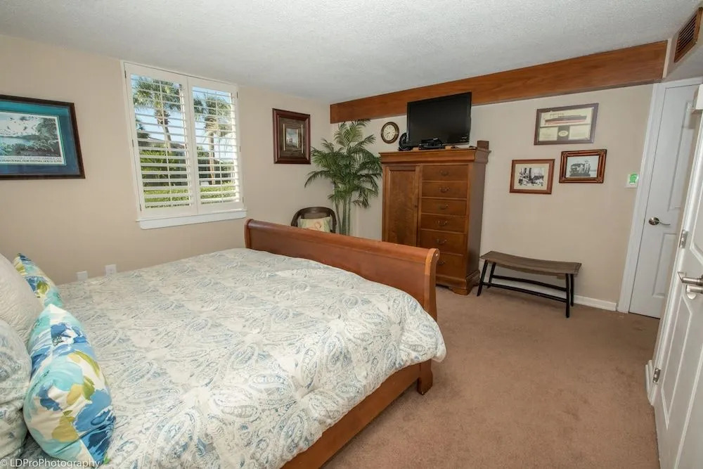 Dolphin Point 104B Destin - 2 Br Condo