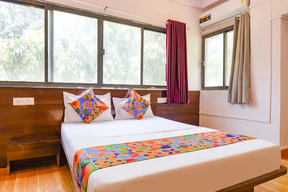 Fabexpress Sai Inn