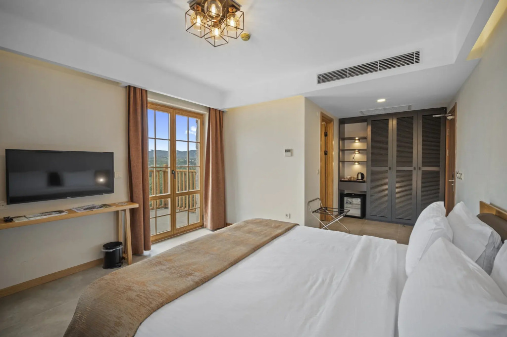 ZEYT INN HOTEL