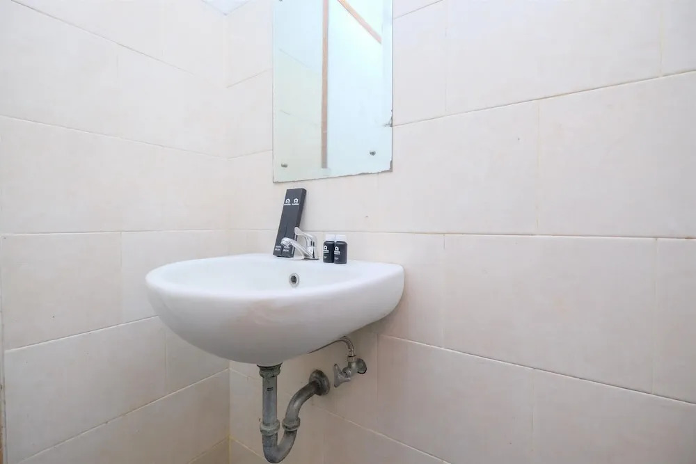 Best Strategic Studio At Margonda Residence 1 Apartment