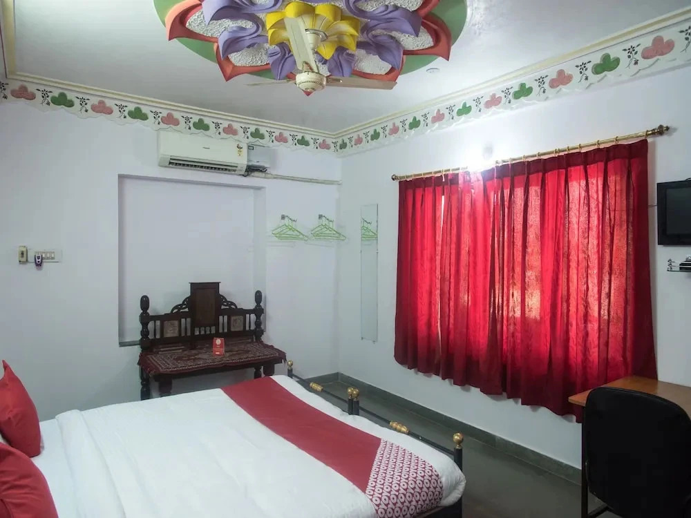 Le Pension Kesar Vilas