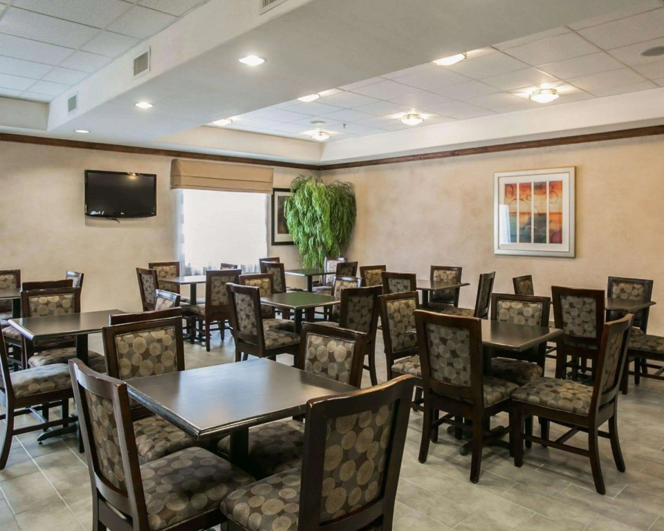 Sleep Inn & Suites Hwy 290-NW Freeway