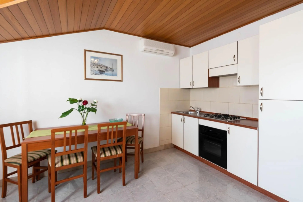 Ora  - Apartments with Pool - A6(2+2)