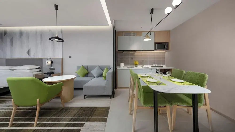 Holiday Inn Hotel & Suites Wuhan New City by IHG