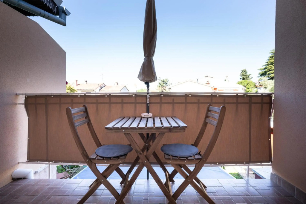 Sunny & Charming Apartment with 2 free bikes
